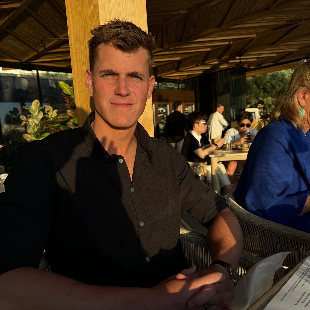 Meet your Posher, Andrew